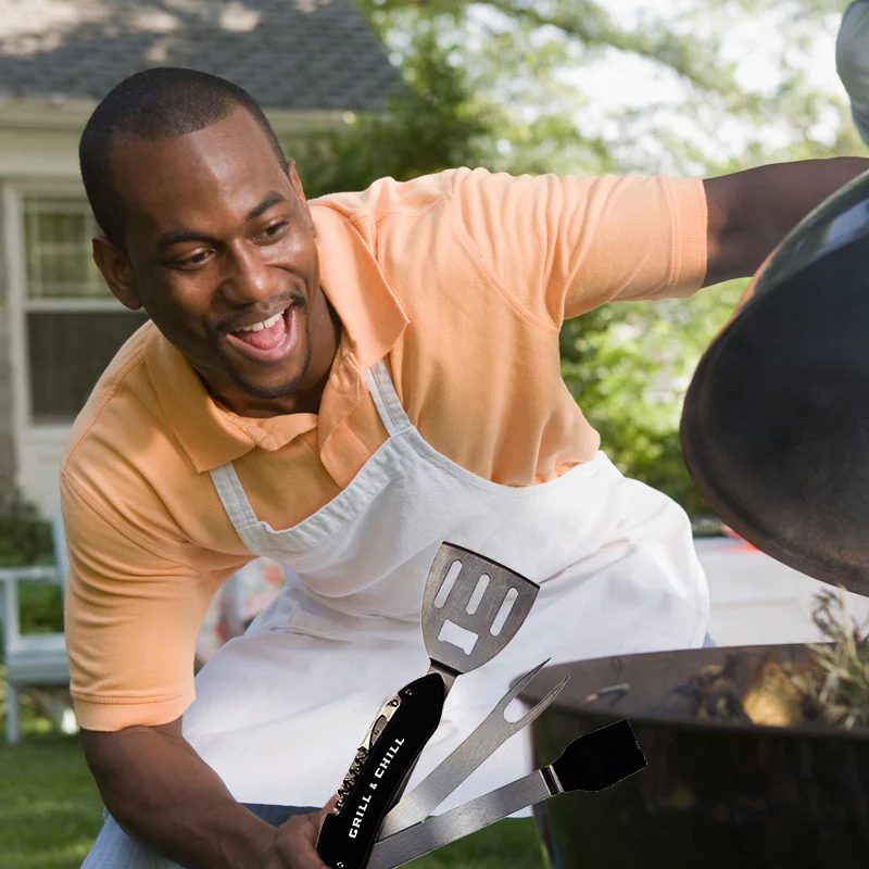 “Grill and Chill” 5 in 1 BBQ Tool - Image 3