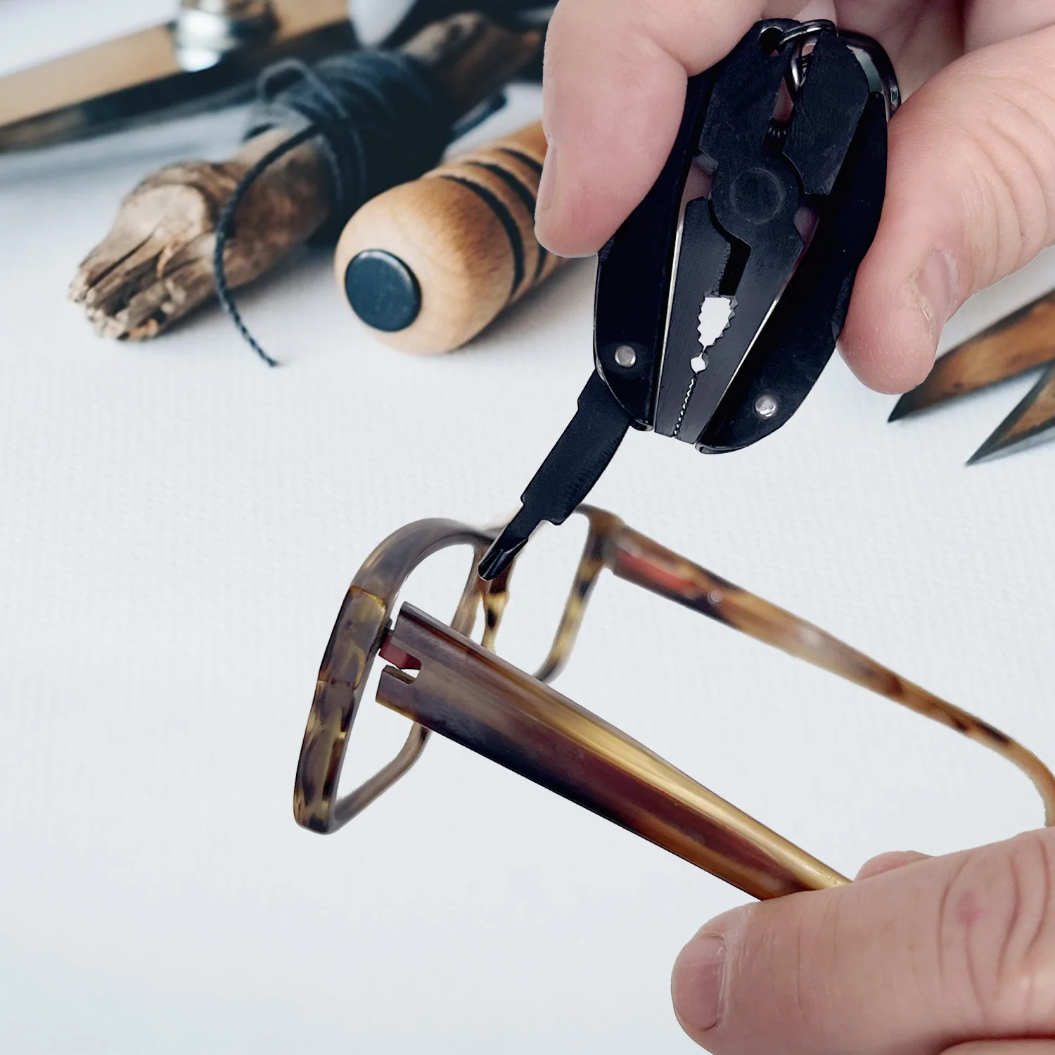 The Beetle Mini Pliers EDC Tool - Image 4