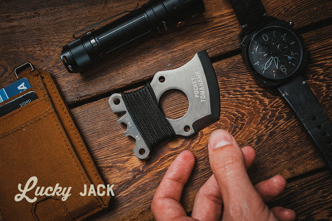 Adventure Card: Pocket Tomahawk - Image 4